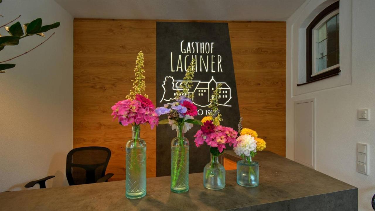 加斯特豪夫拉彻尔酒店 斯特滕 外观 照片